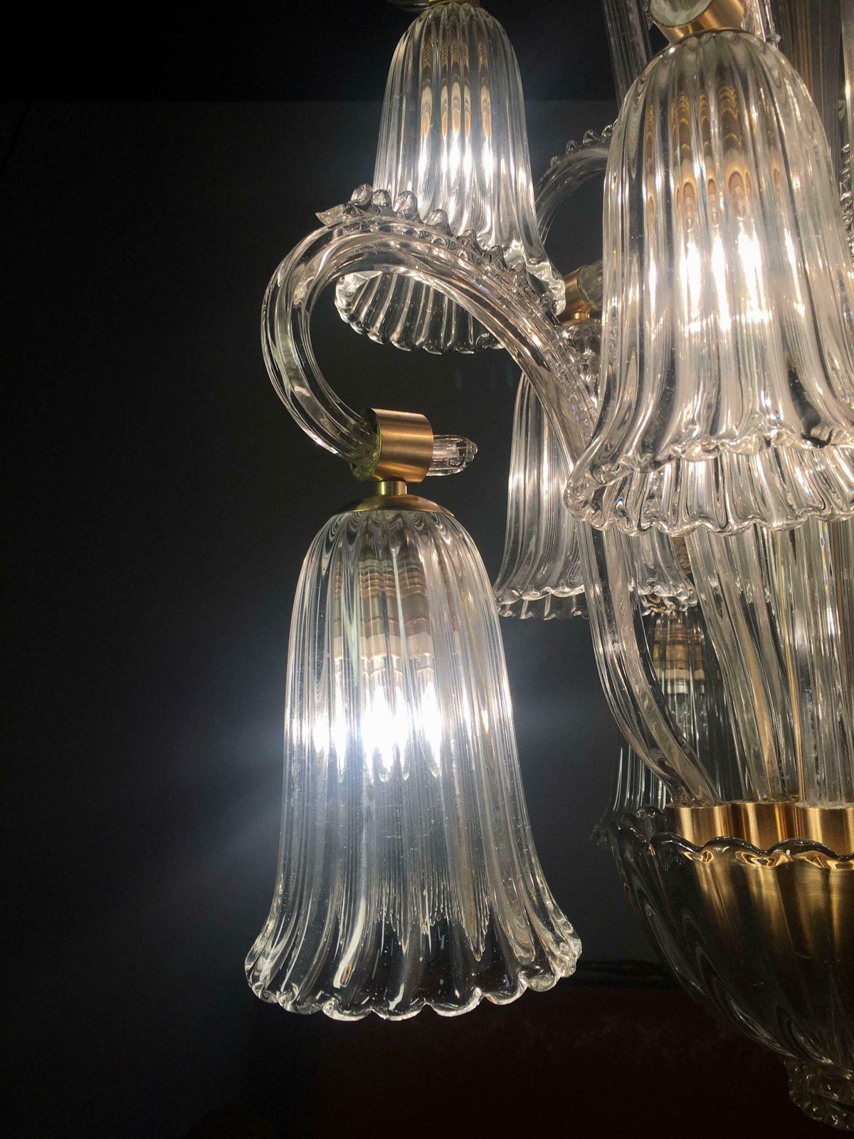 Charming Italian Chandelier By Ercole Barovier, Murano, 1940s photo vinterior