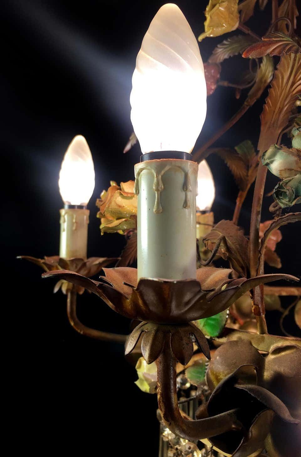 Lighting Mid 20th Century Fine Italian Chandelier, Murano, 1940 photo