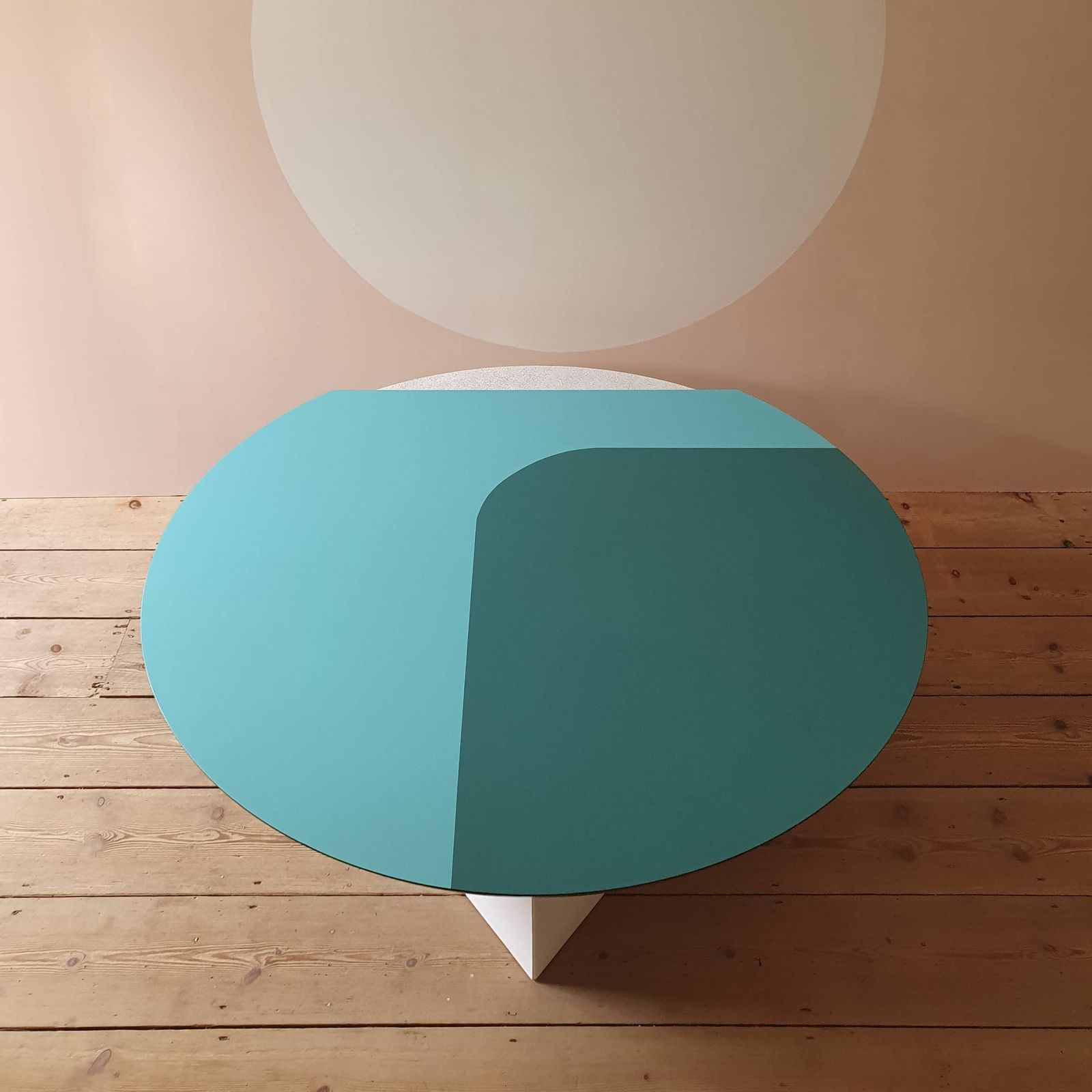 Teal And Turquoise Round Coffee Table photo 650.0