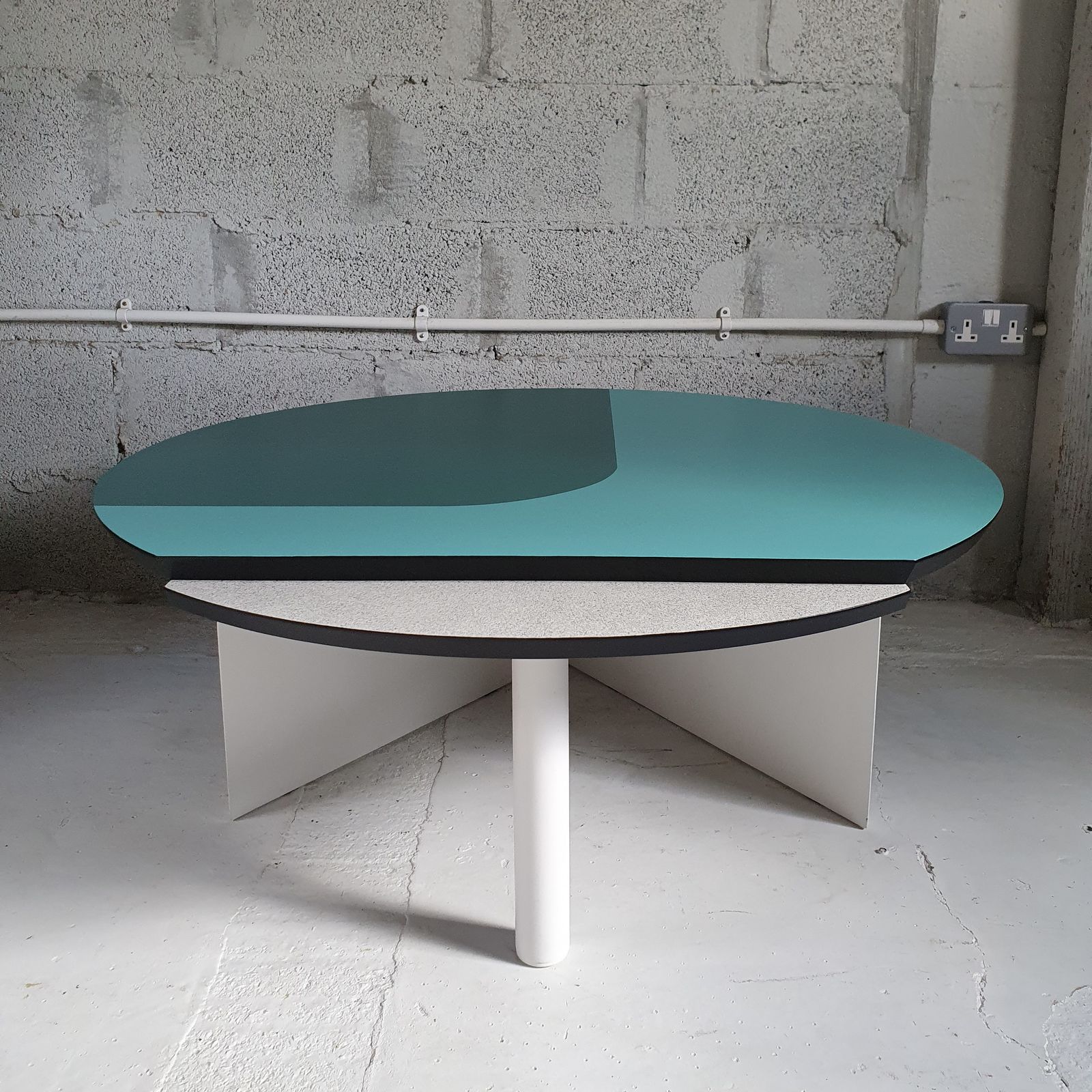 650.0 Teal And Turquoise Round Coffee Table photo