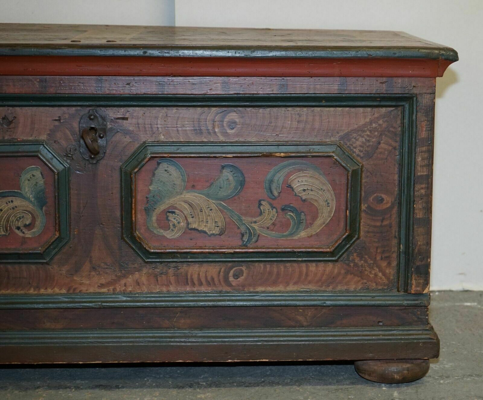 Circa 1800 Extra Large Antique Original Paint German Blanket Chest Coffer Trunk photo 2750.0