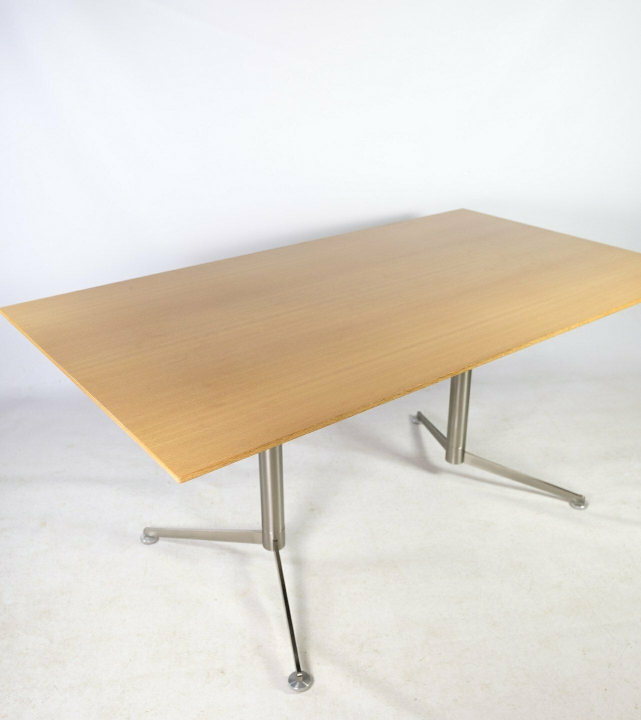 Spinal Dining Table, Paul Leroy, Oak, Matt Chrome Plated Steel Frame, Paustian photo furniture