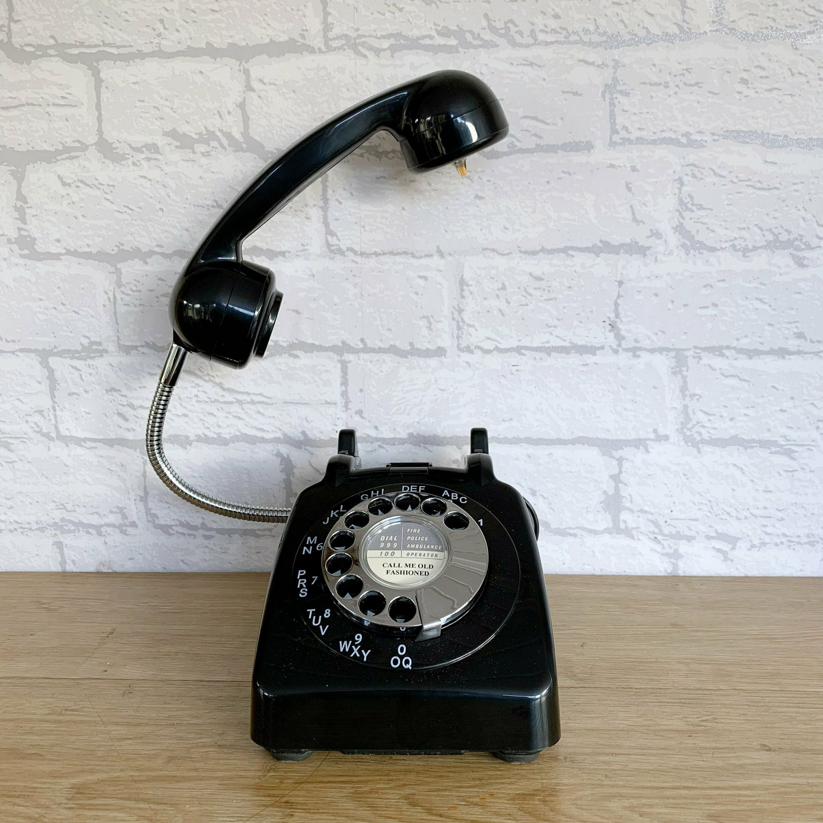 photo furniture Retro Telephone Lamp Black / Chrome