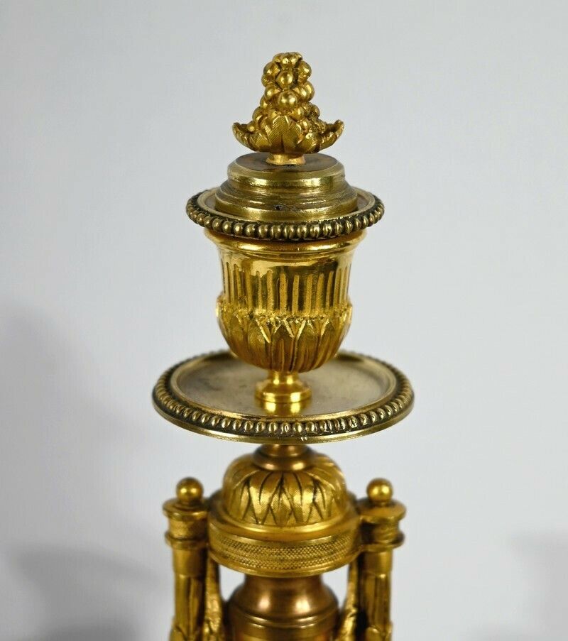 photo vintage Pair Of Bronze And Marble Candelabra   Mid 19th Century