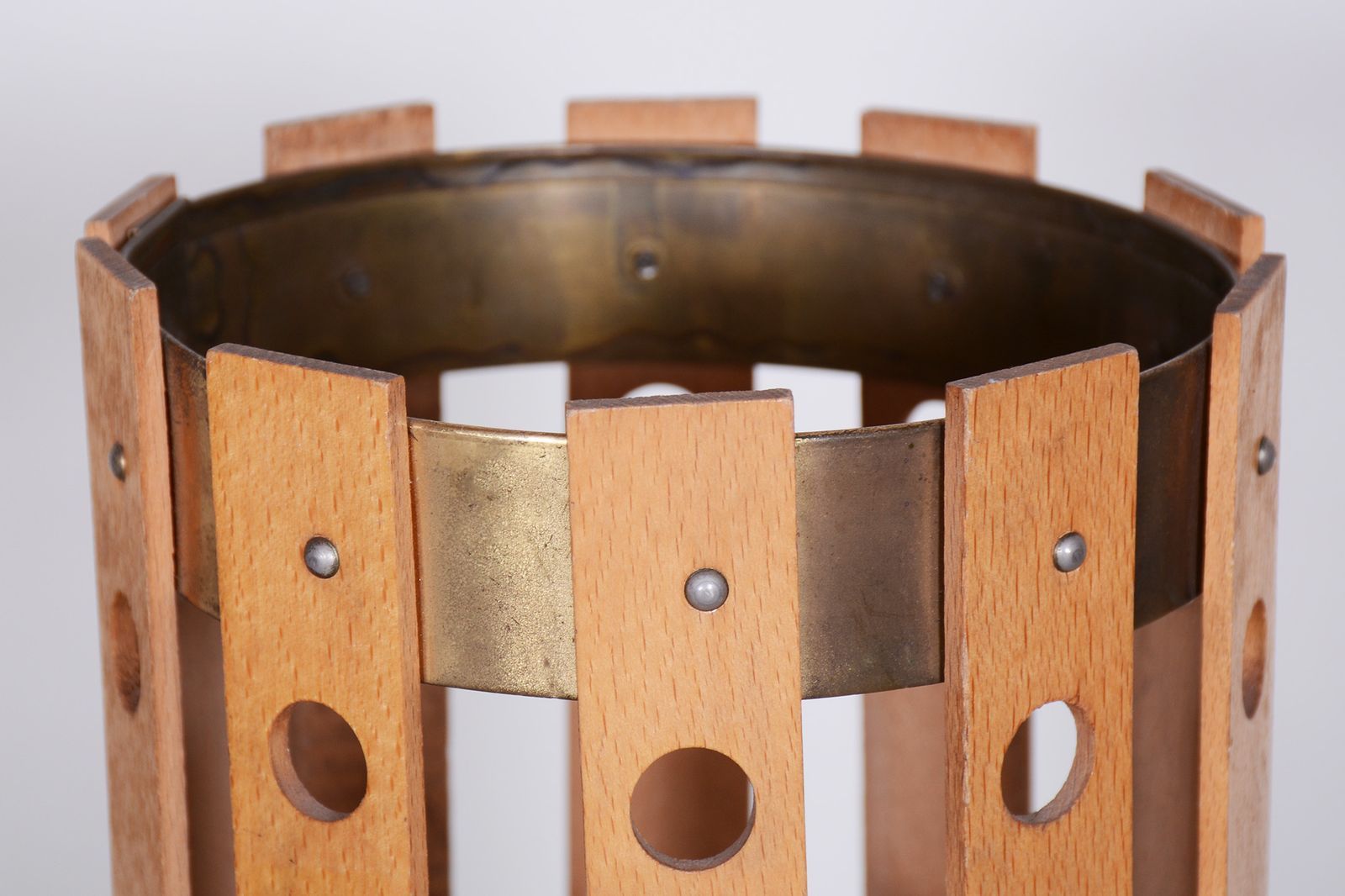 Fully Functional Midcentury Table Lamp, Made By Pokrok Zilina, Beech, Brass, Slovakia, 1960s photo Lighting