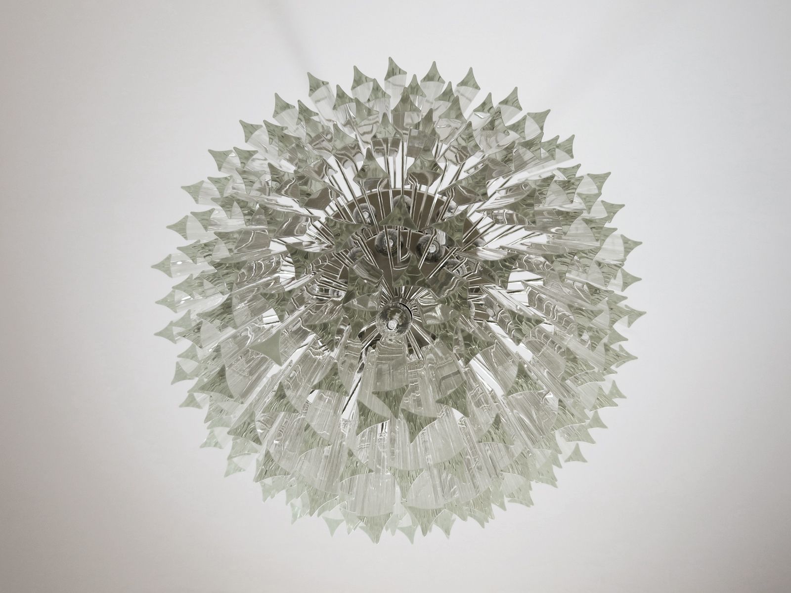photo vinterior Huge Murano Chandelier Trasparent Triedri – 187 Prism   Mariangela Model