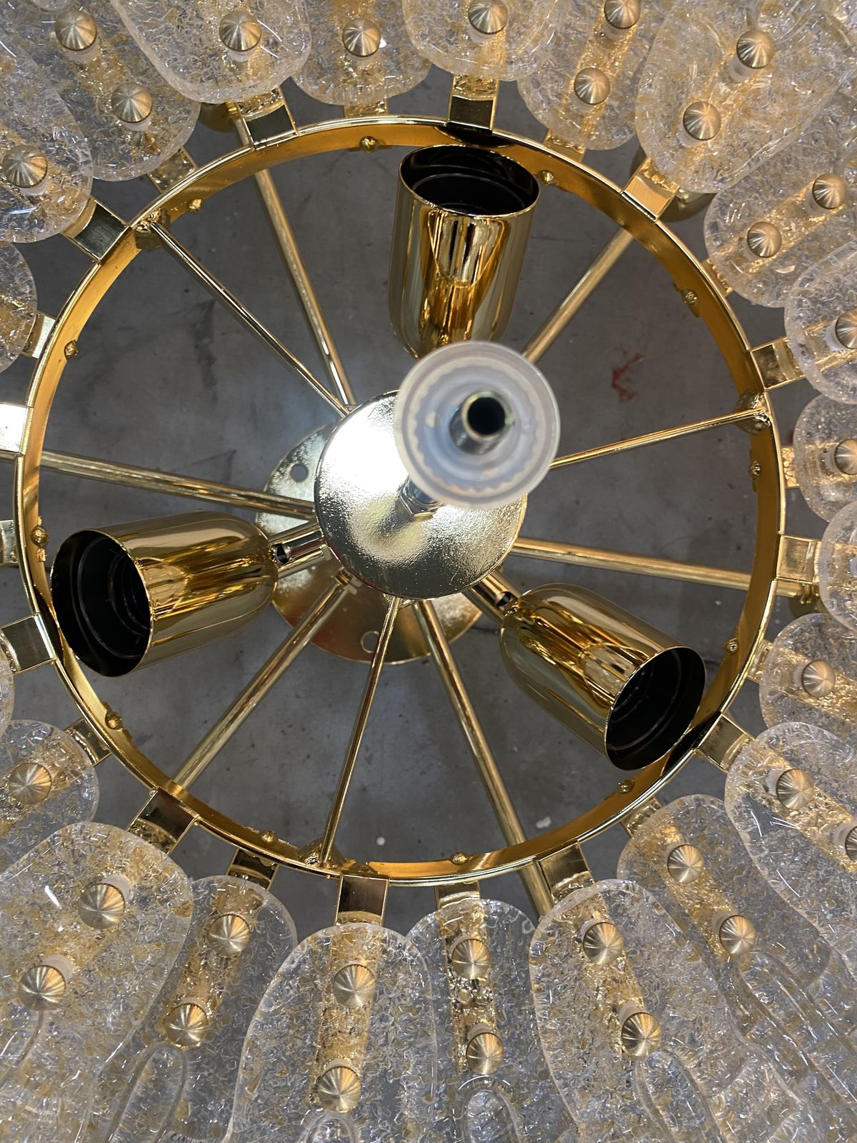 photo vintage Impressive And Shenographic Venetian Flush Mounth Made In Gold Graniglia Murano Glass