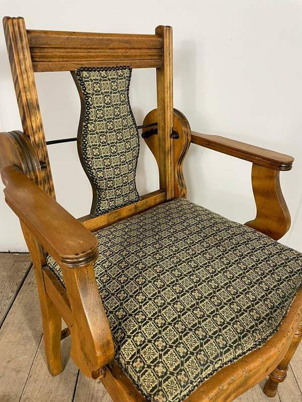 Vintage Antique Barbers Armchair photo buy