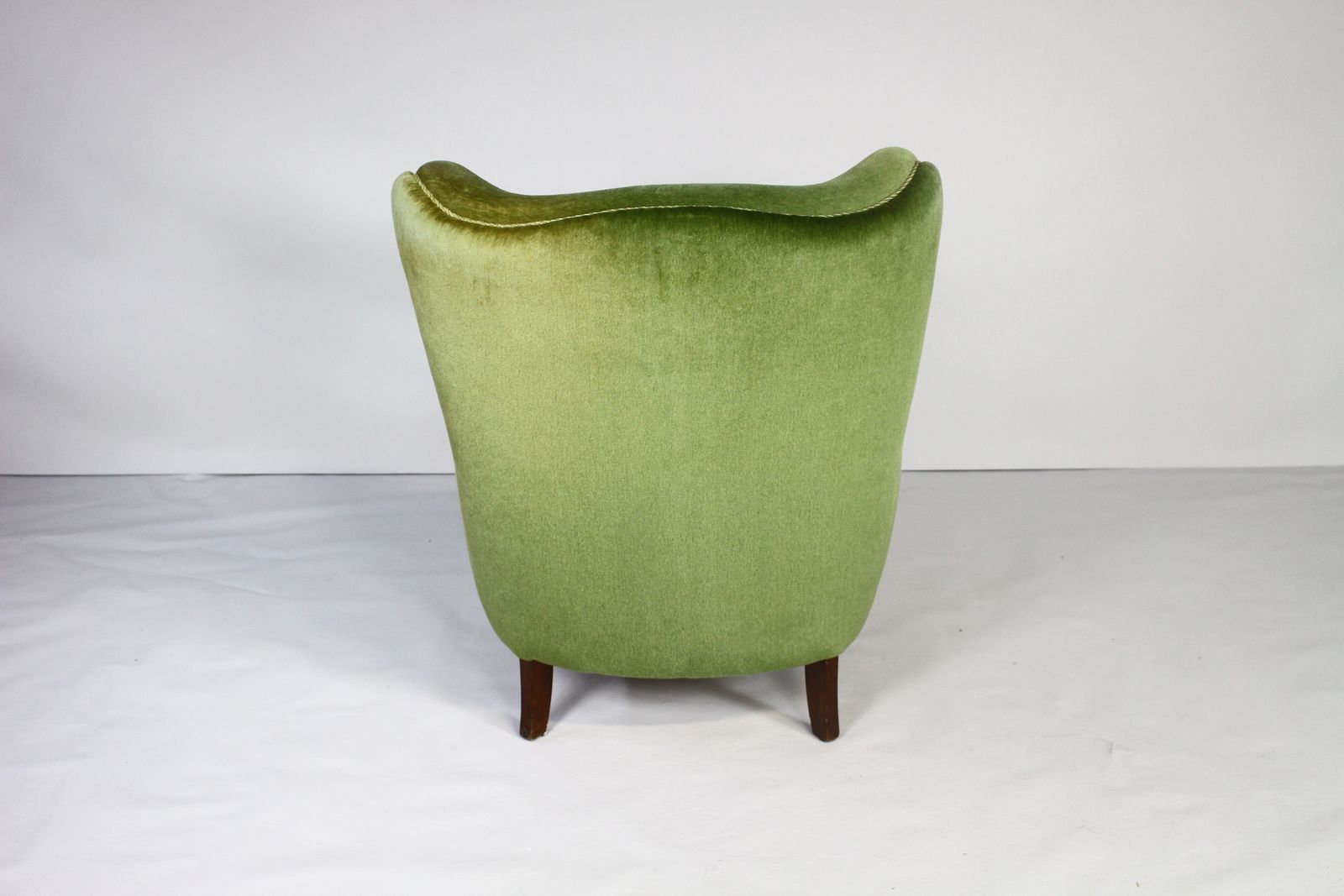 photo vintage 1950s Danish Green Velvet Armchair
