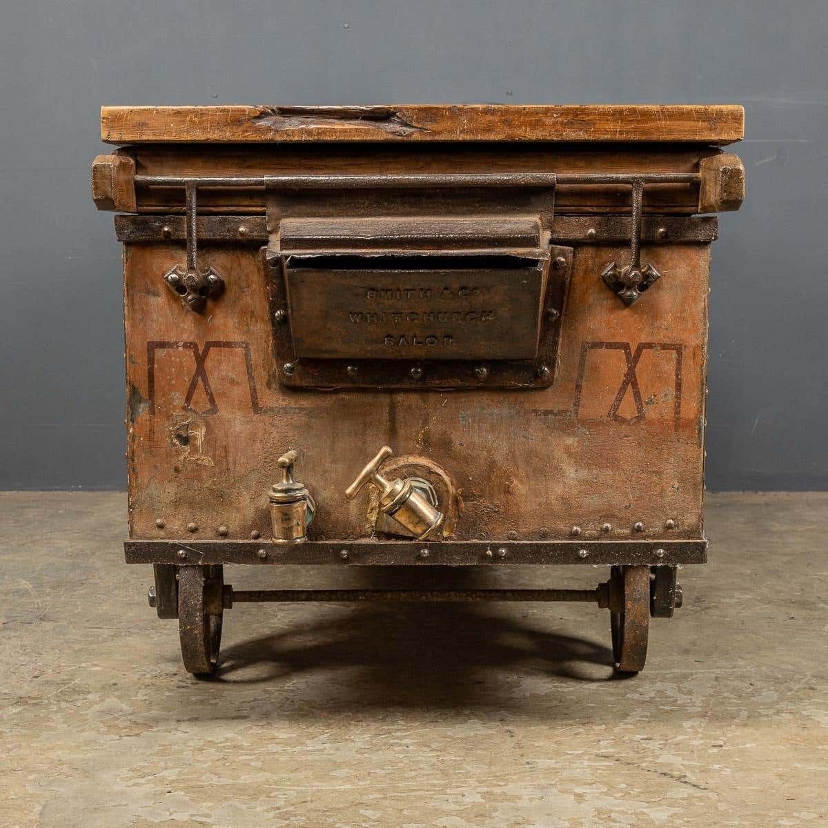 19th Century Victorian Freight Carriage With Oak Top, C.1880 photo vinterior