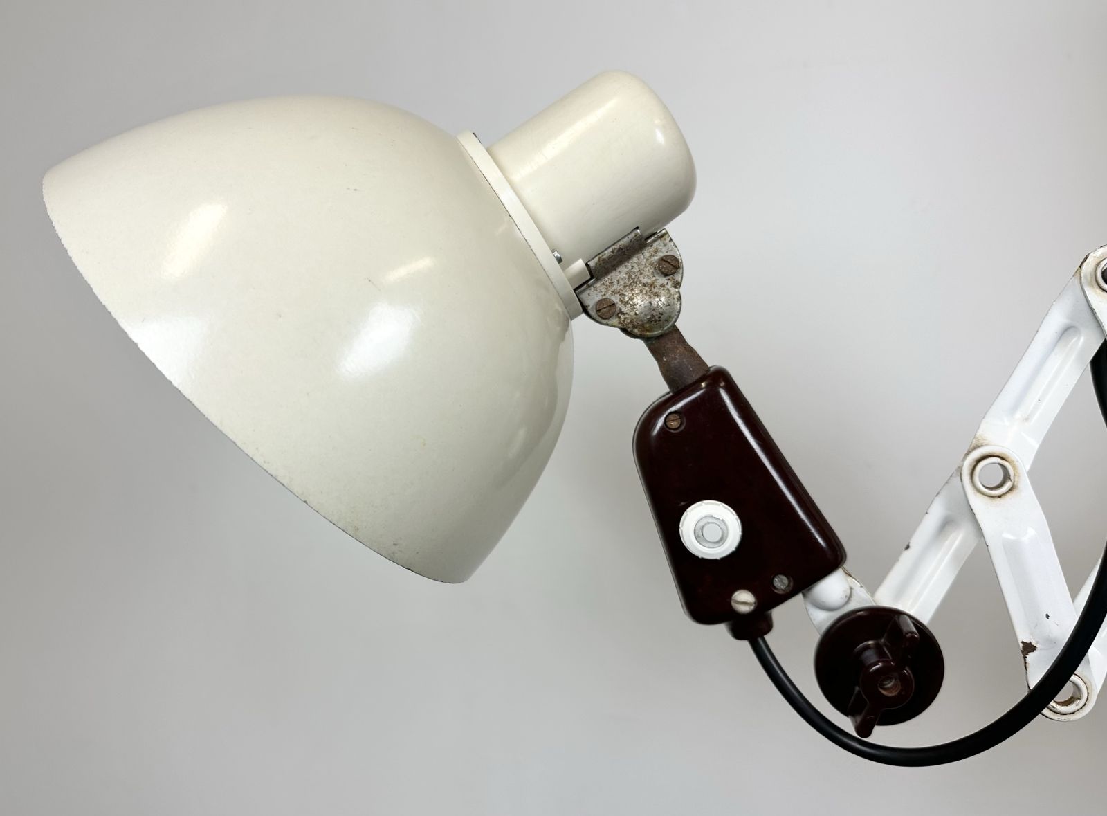 Industrial East German Scissor Lamp From Veb Zweckleuchtenbau Dresden, 1950s photo Lighting