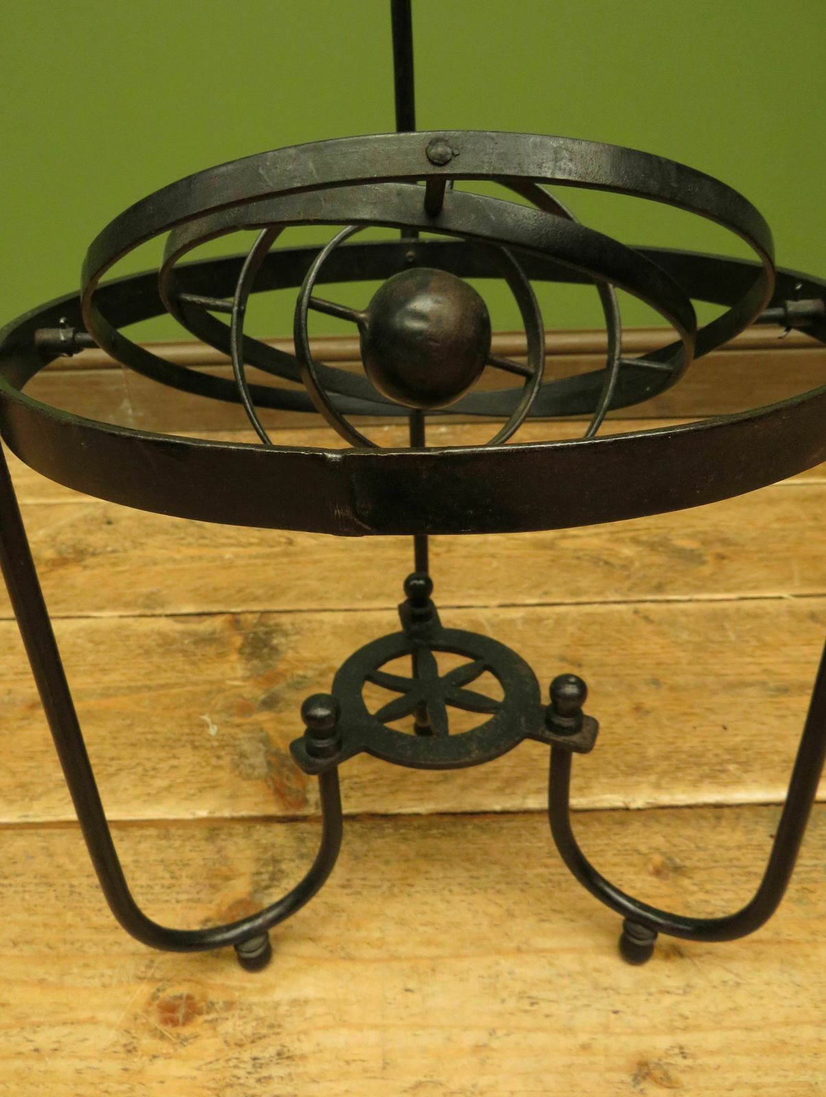 Vintage Steampunk Side Table With Gimbal Mounted Solar System photo 145.0