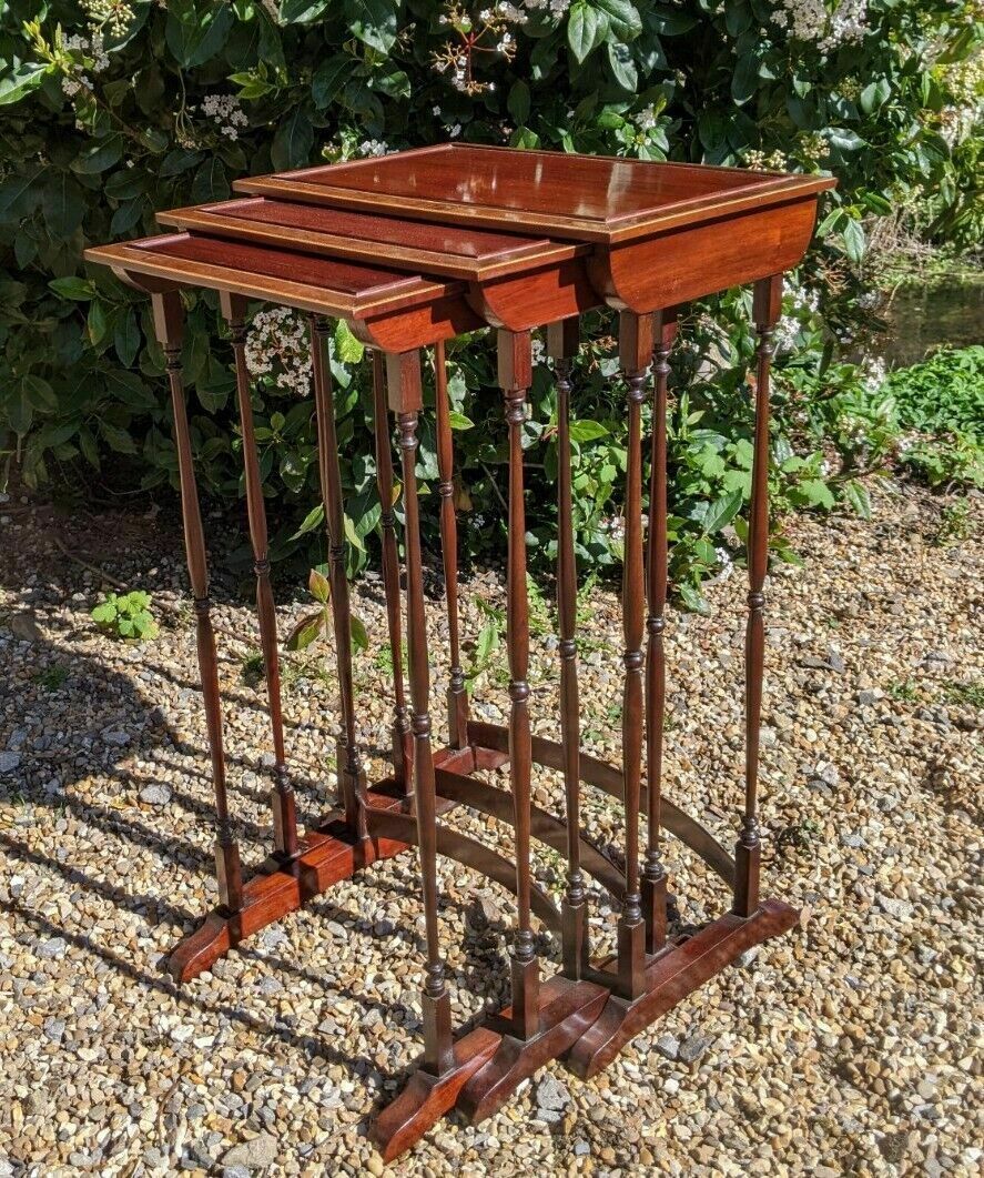 Elegant & Delicate Georgian Nest Of 3 Tables photo buy