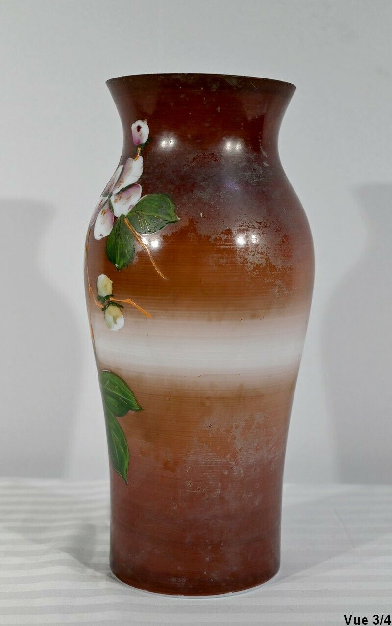 photo buy Fine Porcelain Vase, Art Nouveau – 1900