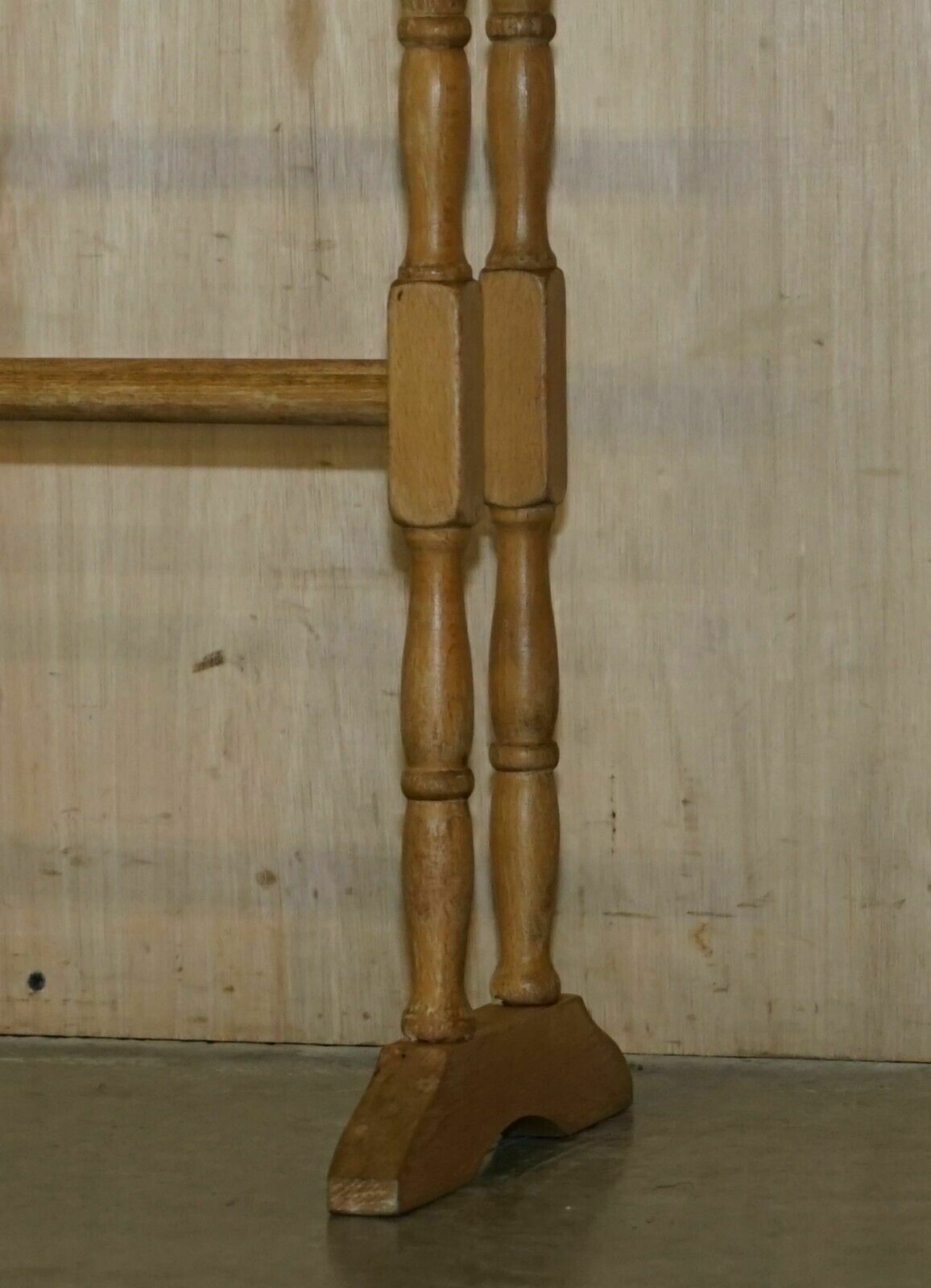 photo for sale Stunning Antique Circa 1900 Victorian Pine Towel Rail Elegant Turned Design