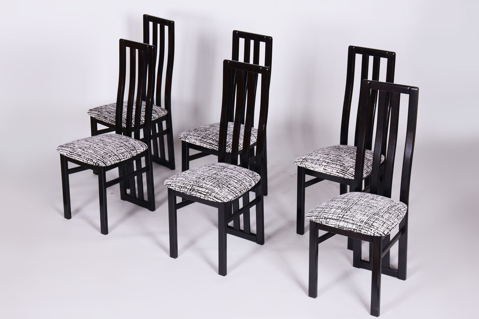 Set Of Six Mid Century Beech Chairs Made By Thon, Restored, Czechia, 1970s photo vintage