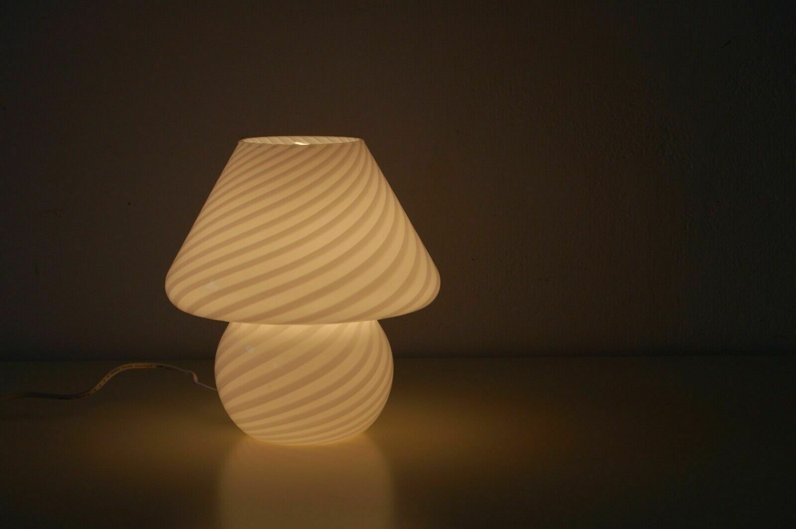 Abat Jour 70s Design Table Lamp In White Murano Glass, Venini Style