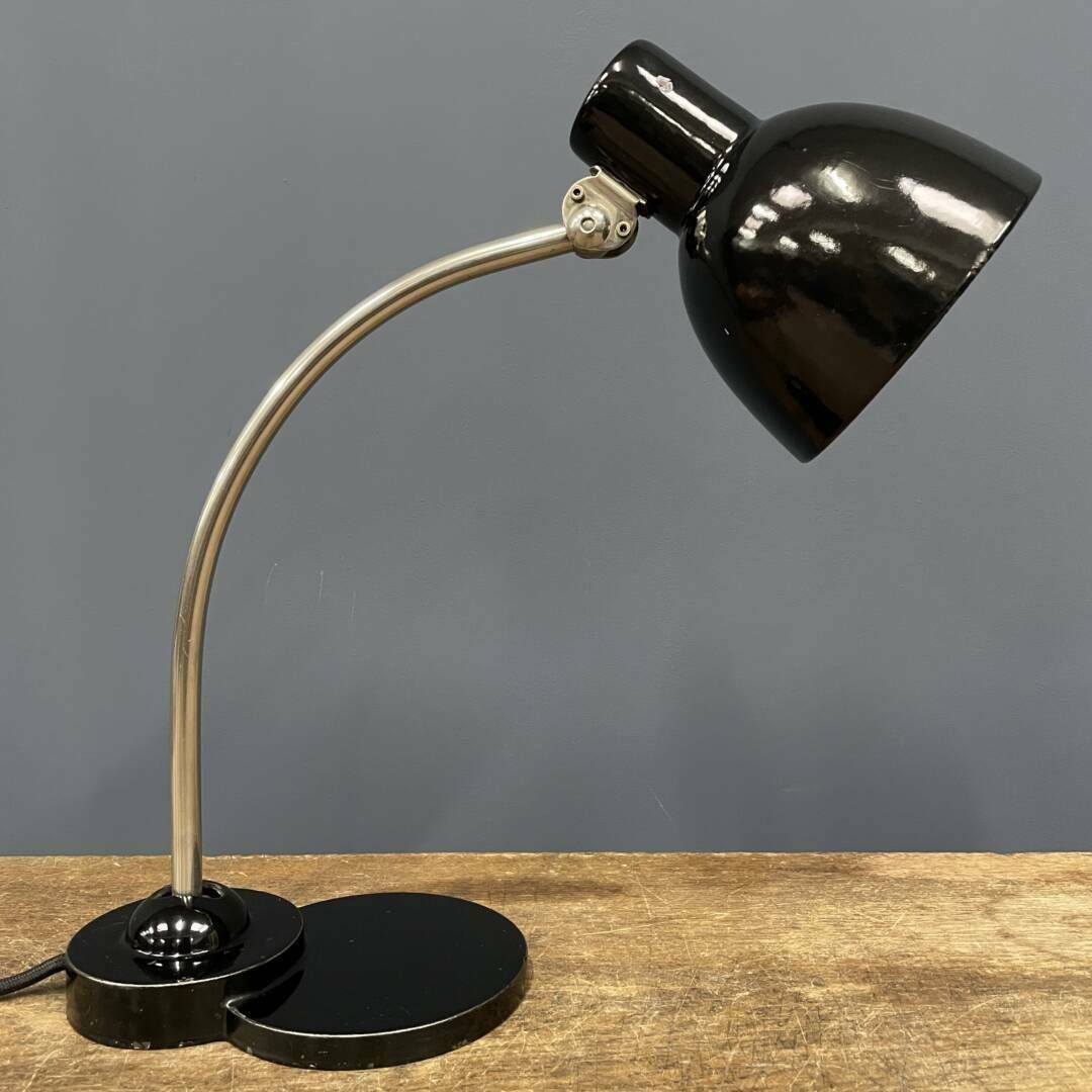 318.0 Zwarte Zirax Bureaulamp Met Emaille Kap photo