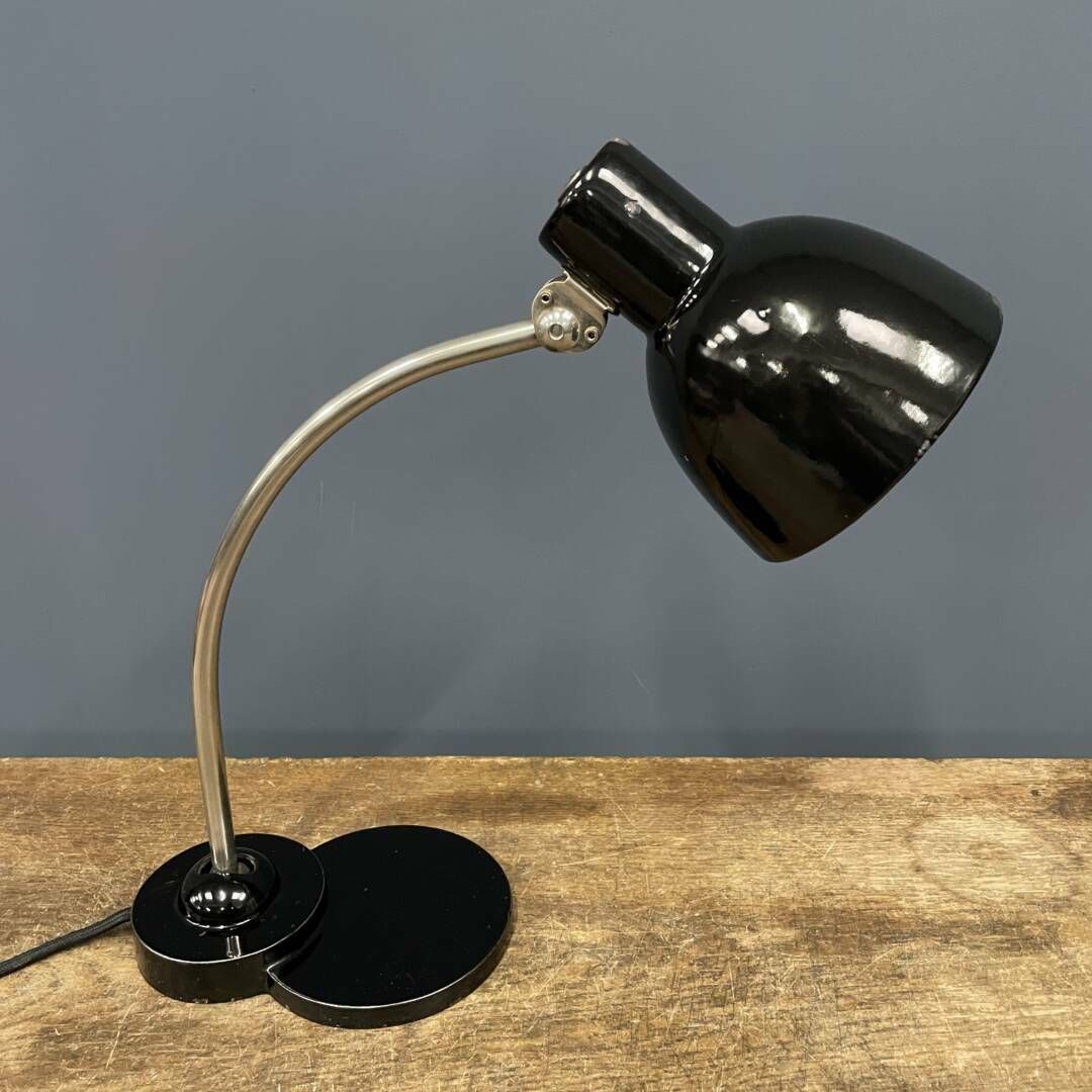 photo vinterior Zwarte Zirax Bureaulamp Met Emaille Kap