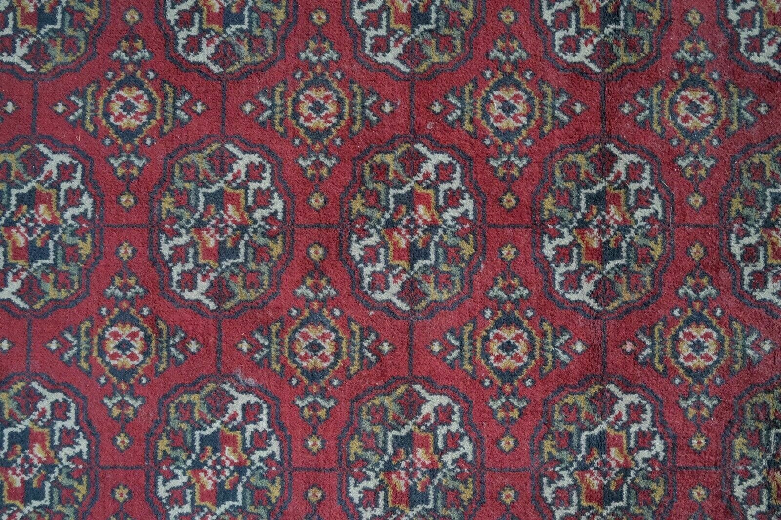 Medium Size Due Palme Zenit Wool Carpet Red With Fringes photo vintage