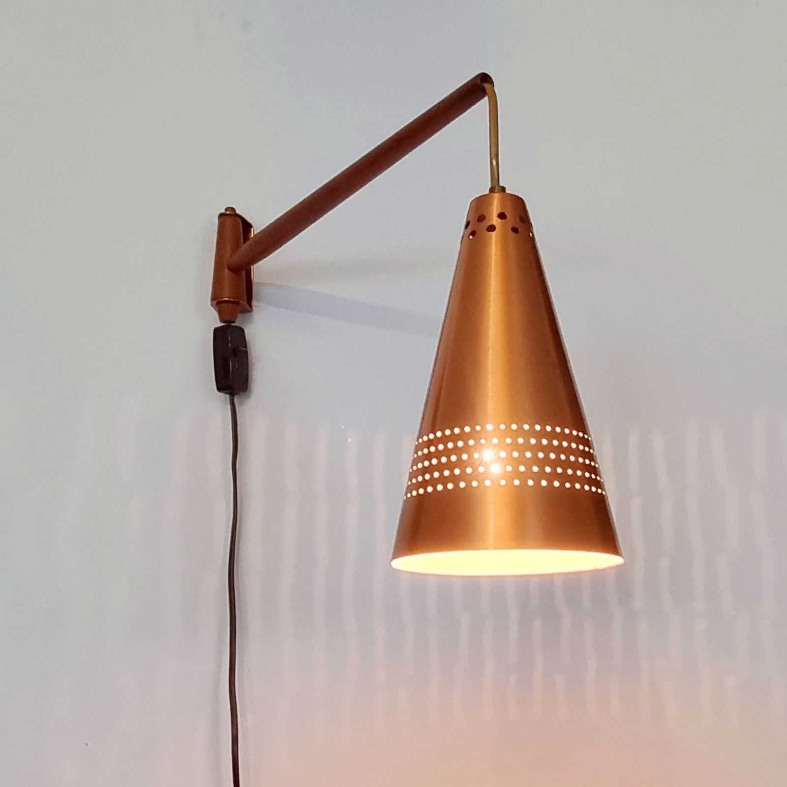 Scandinavian Copper & Teak Wall Lamp Model S 1718 By Hans Agne Jakobsson, Sweden, 1960s