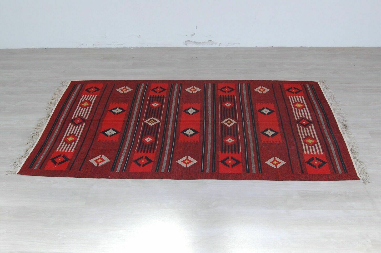 Red Burgundy Kilim Carpet With Rhombuses 245 X 155 Ethnic Oriental Well Maintained photo furniture