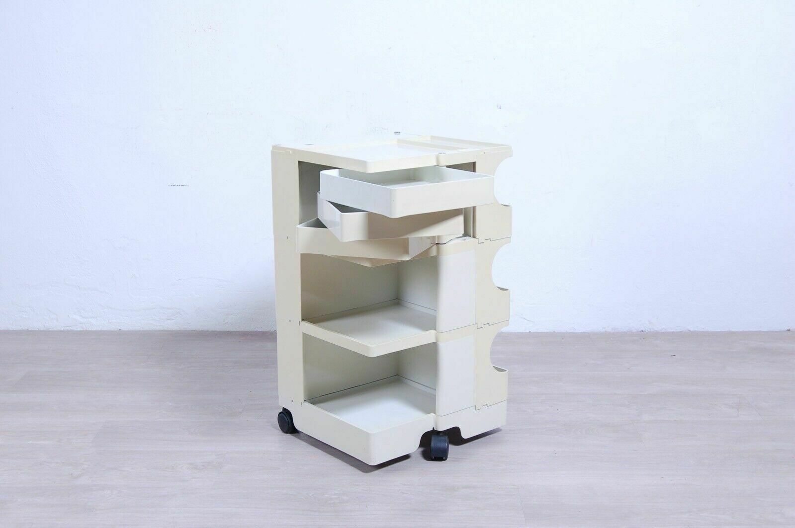 Boby Joe Colombo Bieffeplast 70s White Carello Side Table Cabinet With Wheels