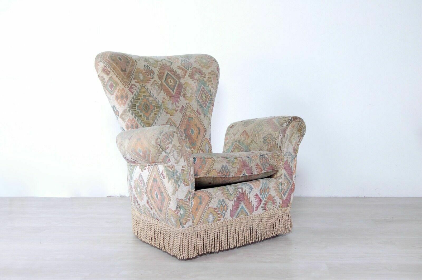 Design Armchair From The 50s, Particular Shapes. Modern Design Italian Manufacture