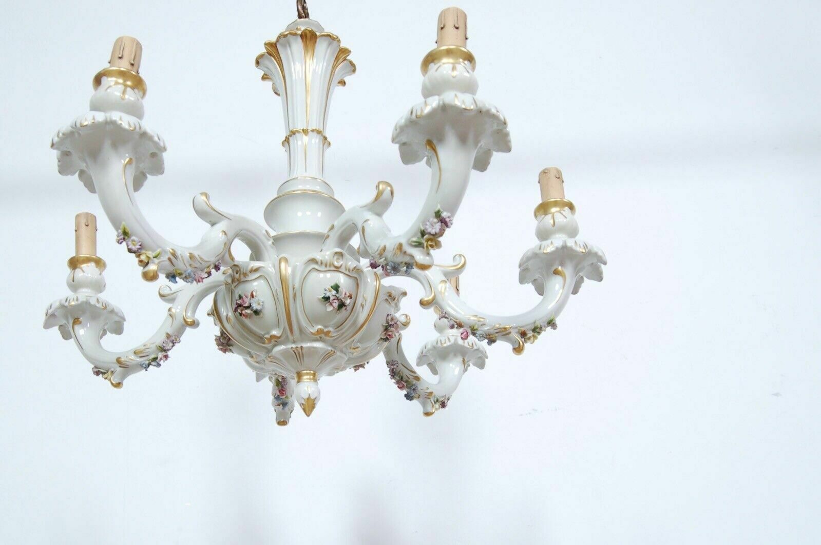 photo furniture Capodimonte Chandelier 6 Lights Grandmother's Lamp Ceramic Arms Flowers