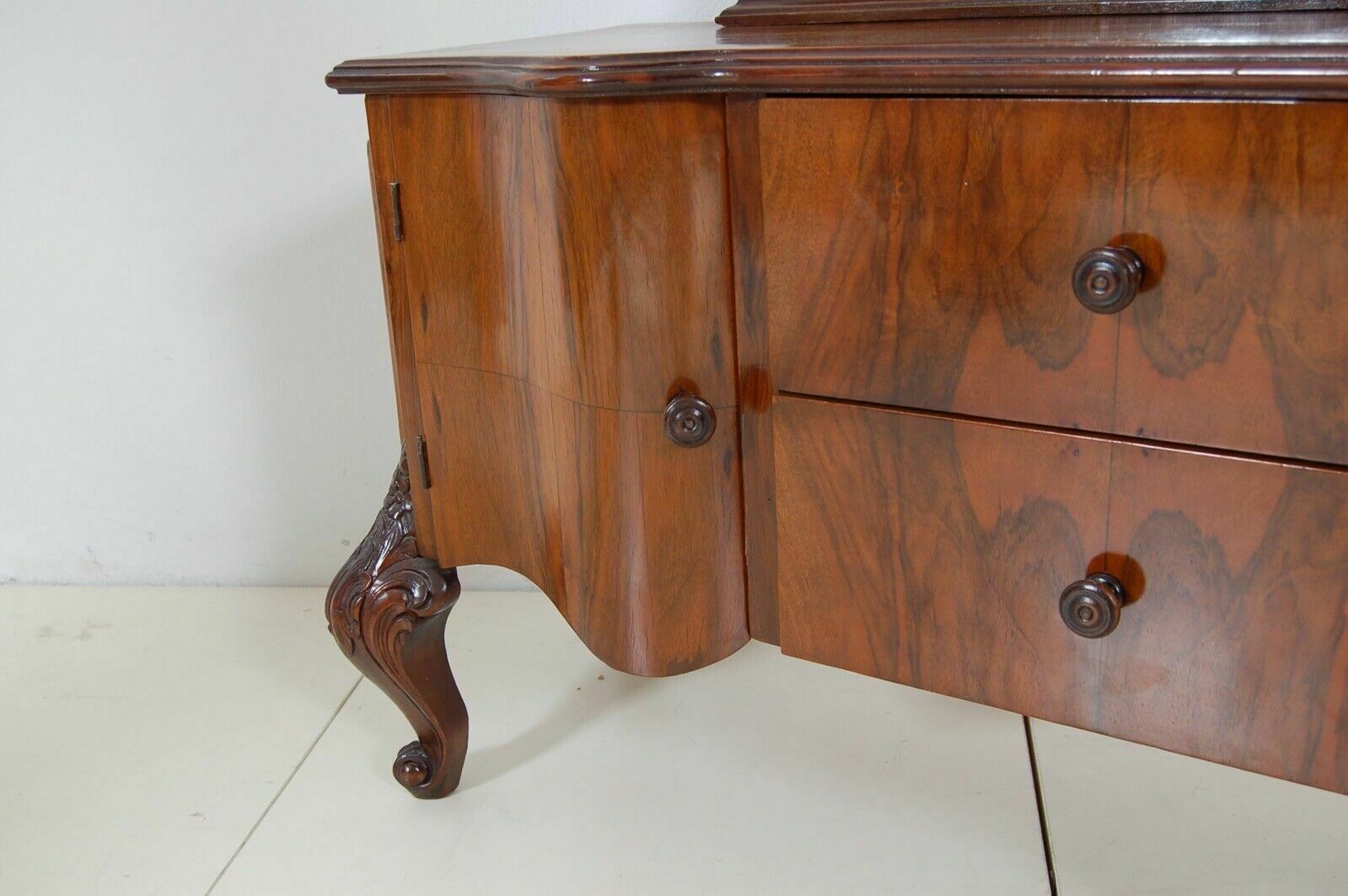 Chippendale Petineuse In Briar With Large Mirror, Two Doors, Two Drawers photo 210.0