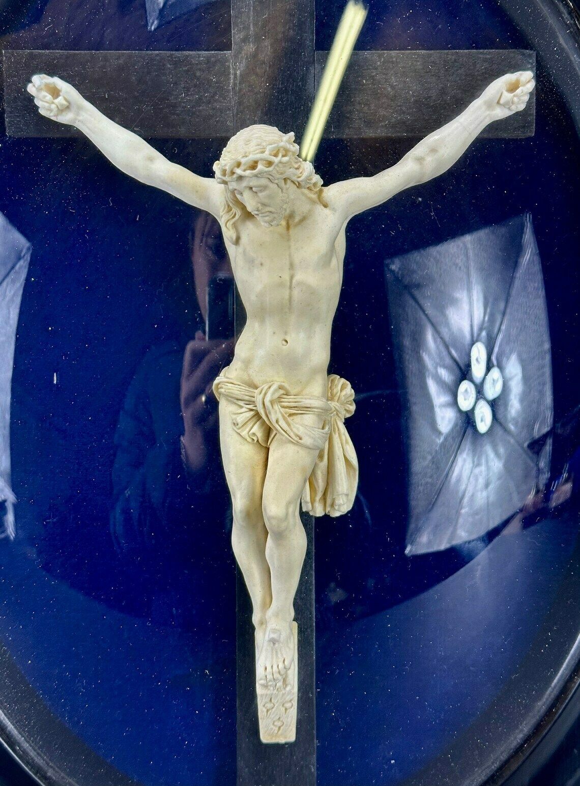 16" Jesus Christ Under Glass Wall Frame Victorian Religious Carved Crucifix photo buy