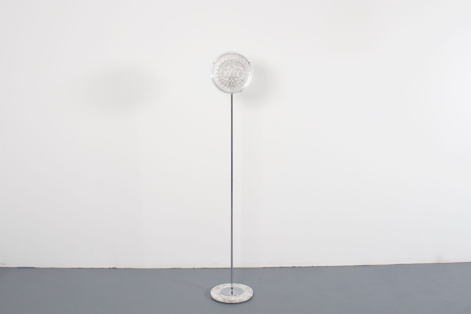 photo furniture Vintage Italian ‘Eye’ Floor Lamp, Chrome, Murano Glass And Marble. 1970s