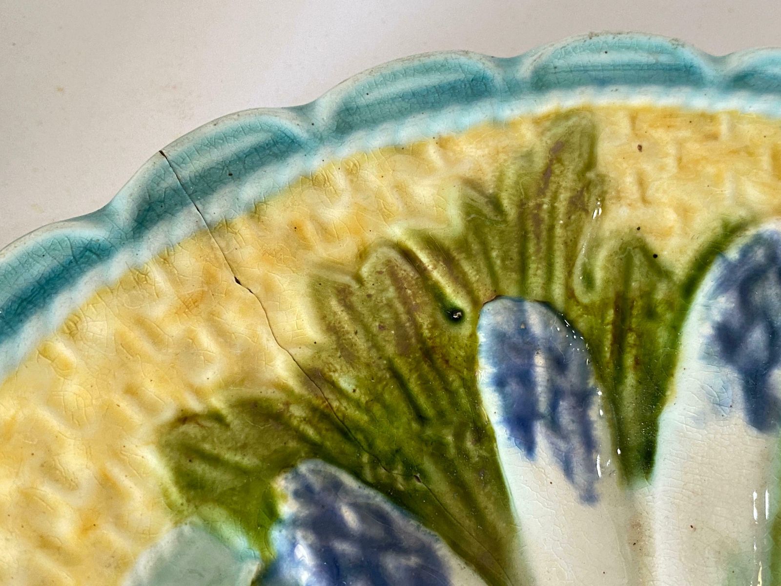 photo furniture Majolica Asparagus Plate Salins, Circa 1880 Set Of 2
