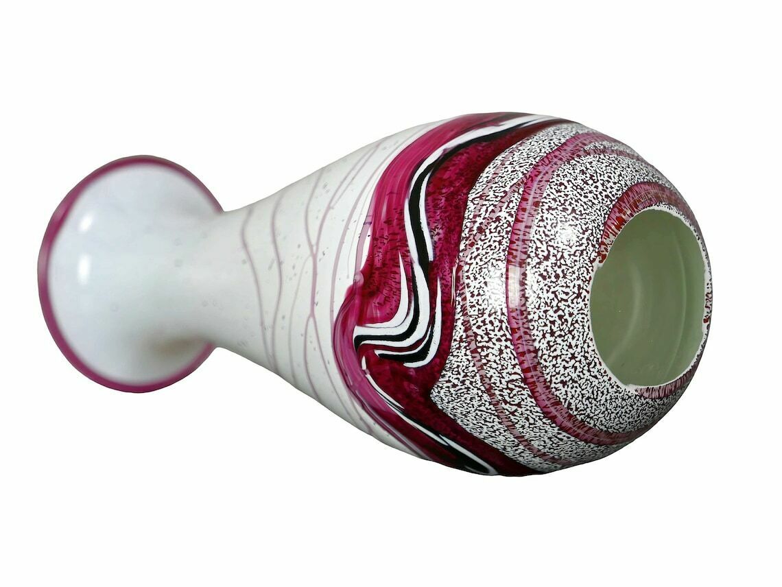 Gozo Vase, Italian Art Glass Pink And White, 1980’s photo vinterior
