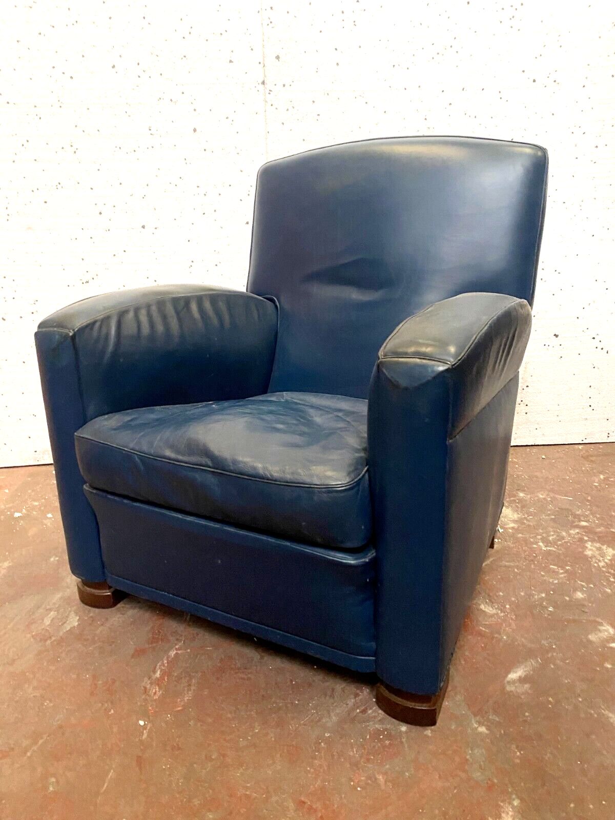 Art Deco Style Leather Armchair photo furniture