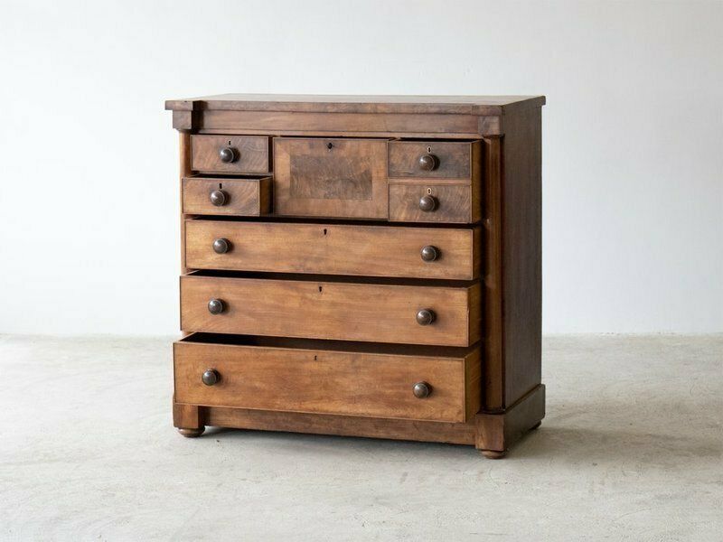 Victorian Flamed Mahogany Chest Of Drawers, 1800s