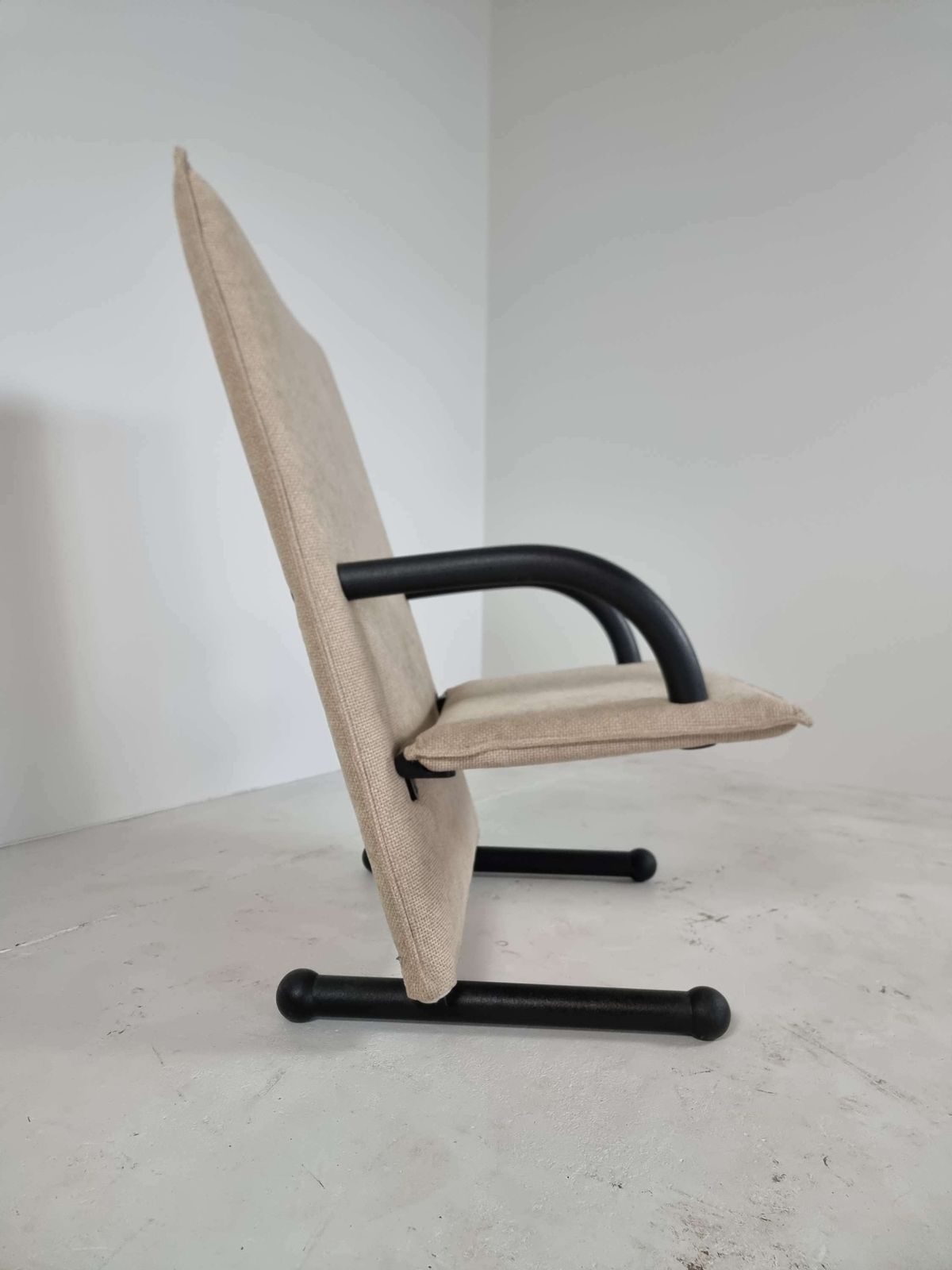 Arflex T Line Fauteuil, Italië, Jaren 1980 photo buy