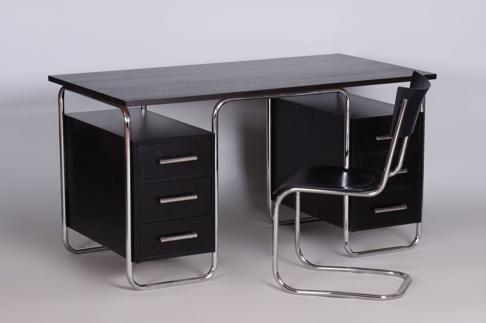 Bauhaus Writing Desk And Chair, Rober Slezak, Chrome Plated Steel, Lacquered Wood, Czechia, 1930s