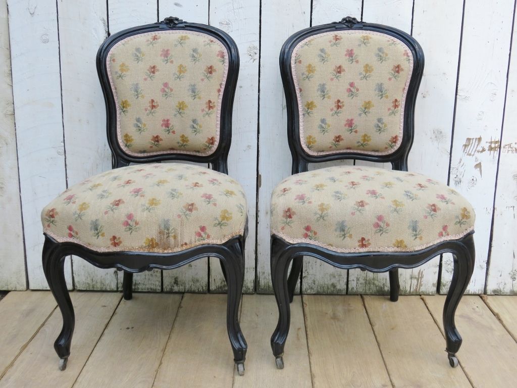 photo furniture Pair Of Antique French Ebonised Salon Side Chairs
