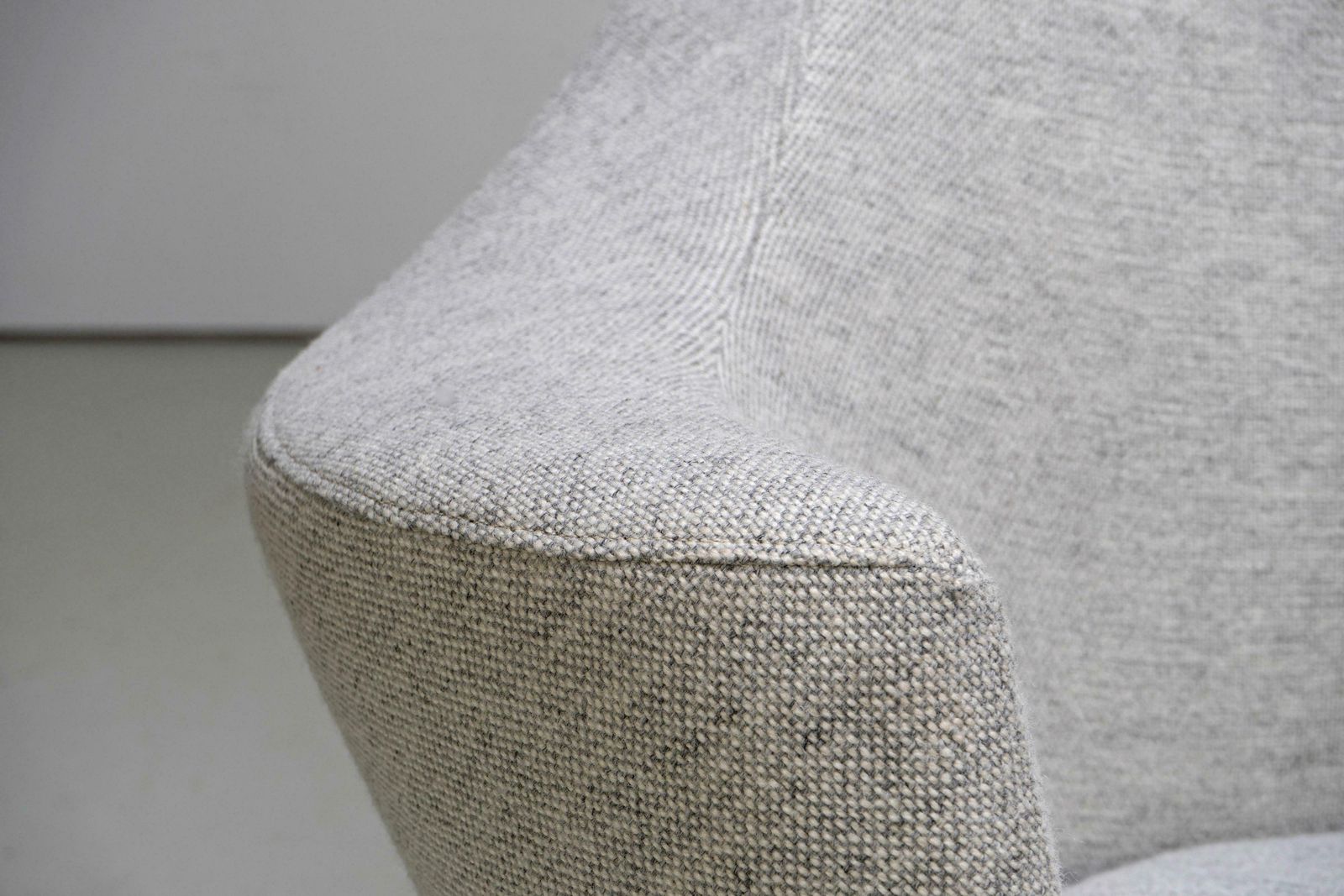 Rare Pair Of Lounge Chairs By Ib Kofod Larsen For Fritz Hansen, 1959 photo vinterior