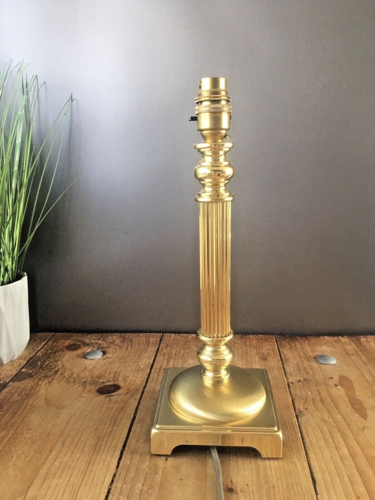 Vintage German Brass Corinthian Column Table Lamp Grand Antique Country House photo 65.0