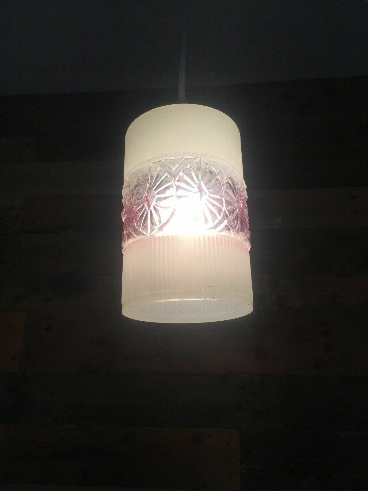 Retro 60's White & Lilac Rippled Textured Floral Glass Lamp Shade Vintage 70's photo furniture