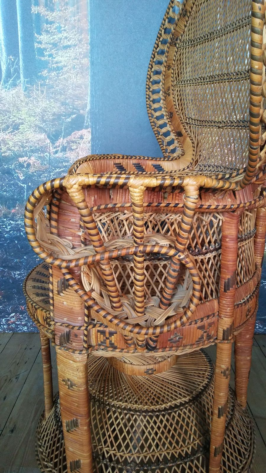 Kok Maison Emmanuel Peacock Chair photo furniture