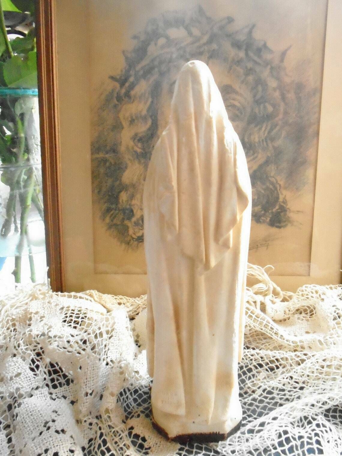 Antique French Antique French Plaster Of Paris St Therese Statue / 11" Tall Chalk Saint Therese Of Lisieux photo Art