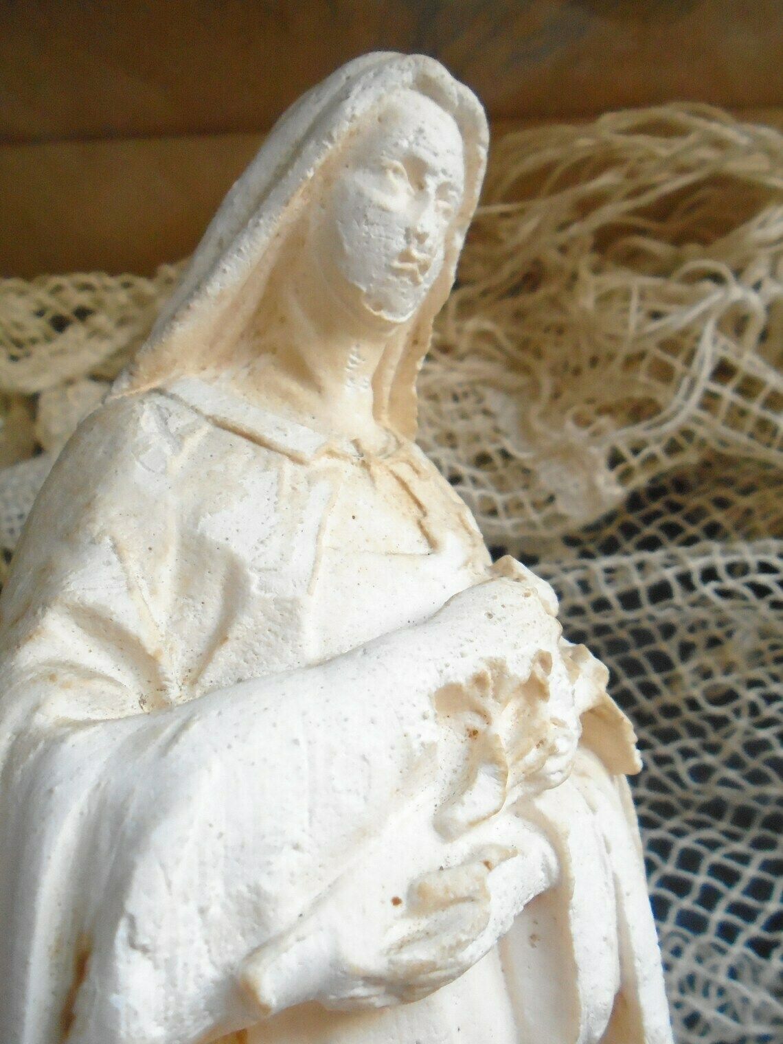 Antique French Antique French Plaster Of Paris St Therese Statue / 11" Tall Chalk Saint Therese Of Lisieux photo vinterior