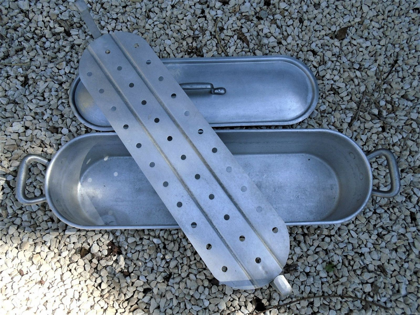 Huge Vintage French Aluminum Fish Kettle, Poissonniere, 24 1/2 Inch (62 Cm), Tournus Unis France Fish Poaching Kettle, Salmon Poacher photo for sale