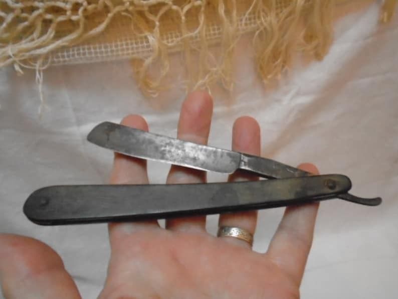 Antique Rare French Napoleonic Era Cut Throat Razor Boxed Set One Razor And A Strop Sharpening Leather For Razor 1800s photo vintage