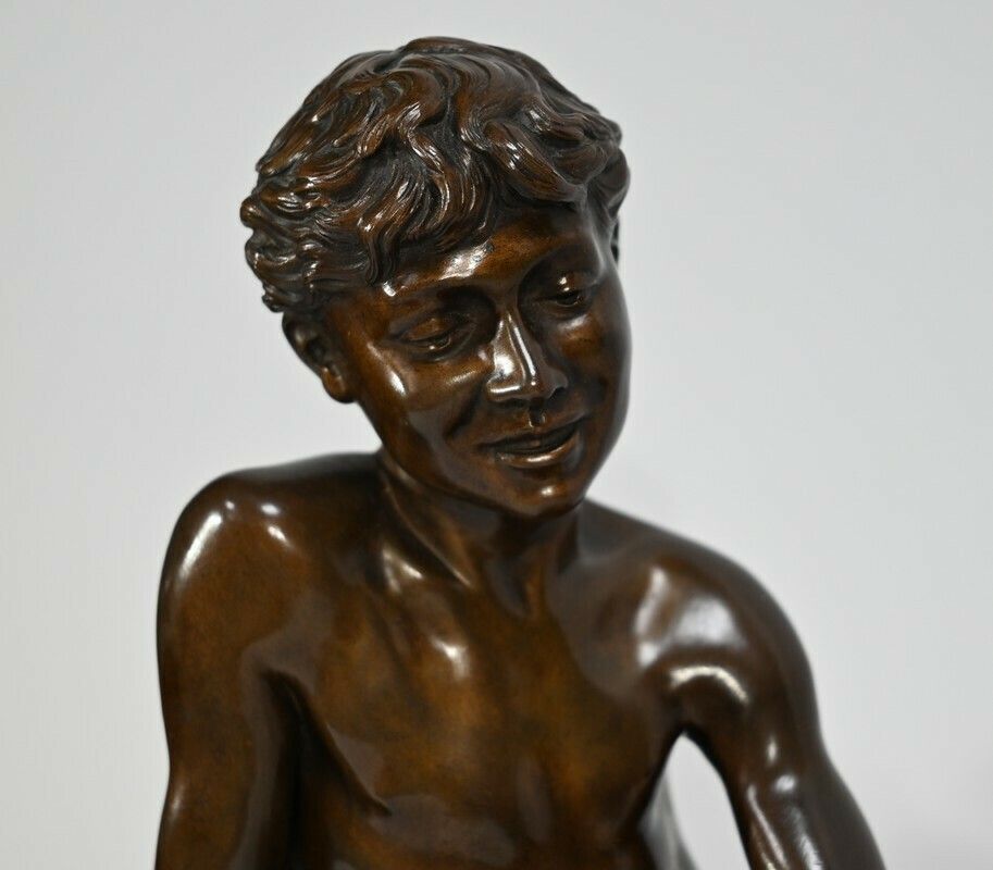 Bronze "Child With A Landing Net", Signed R.Guillaume   Xxth photo vintage