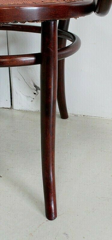photo vintage Thonet Armchair N°209 “Le Corbusier” – 1920