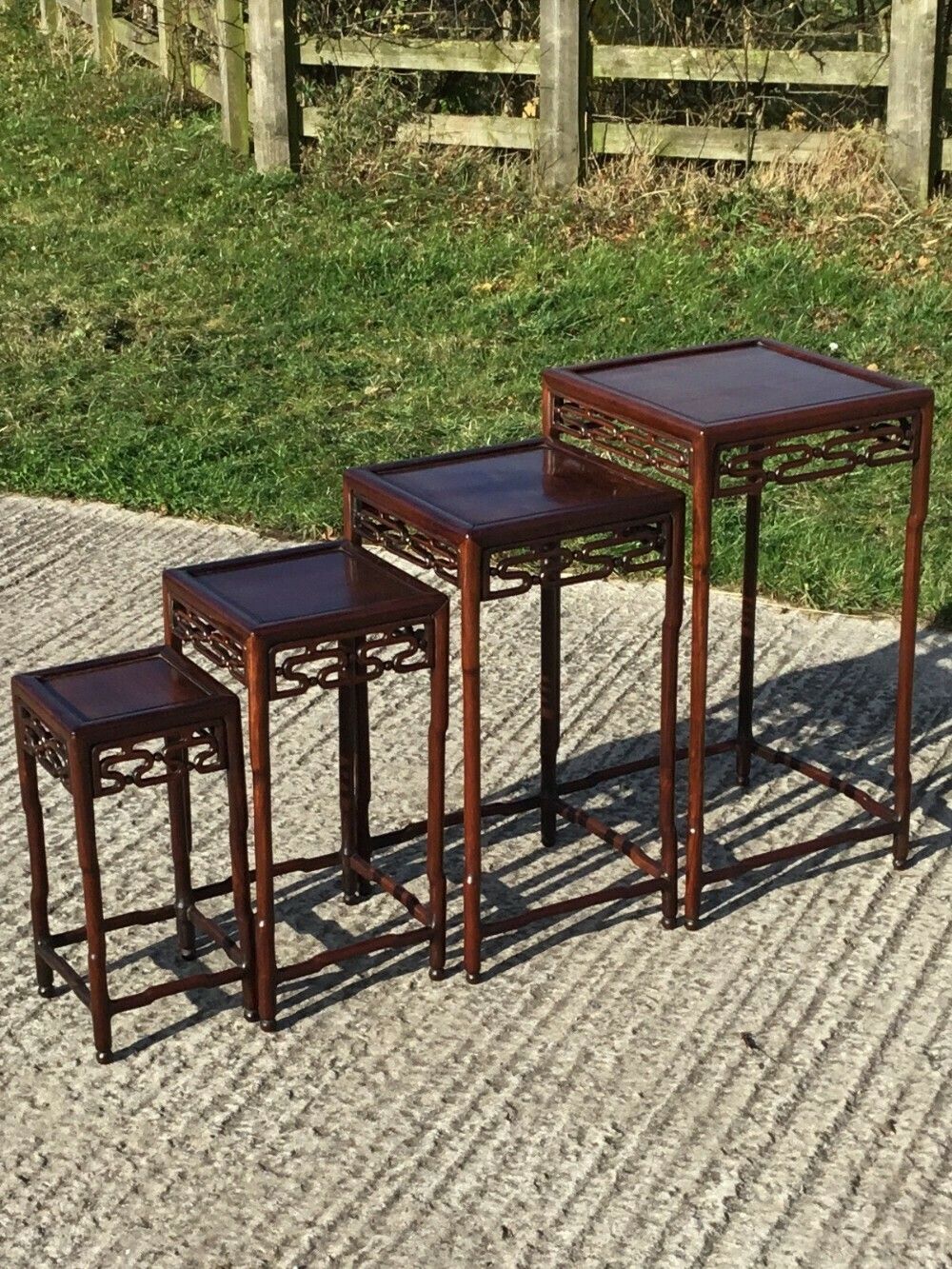 Fabulous Nest Of Four Chinese Rosewood Tables photo vinterior